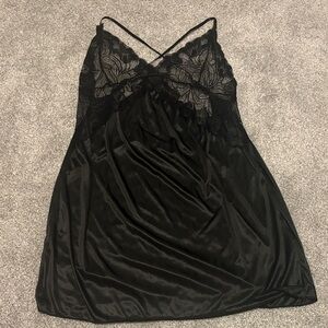 Sleek Black Lace and satin Chemise